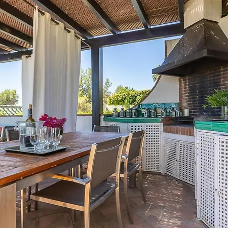 Mozart With 6 Bedrooms In *